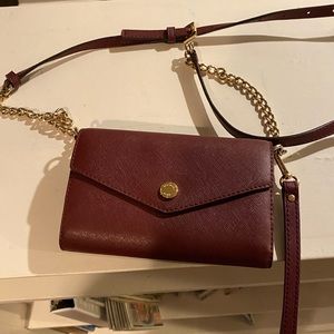 Small Michael kors clutch with leather and chain strap